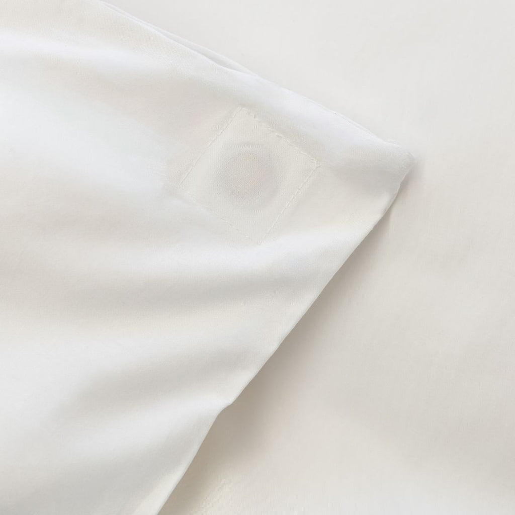 Whitehaven Magnetic Clip & Zip Quilt Cover