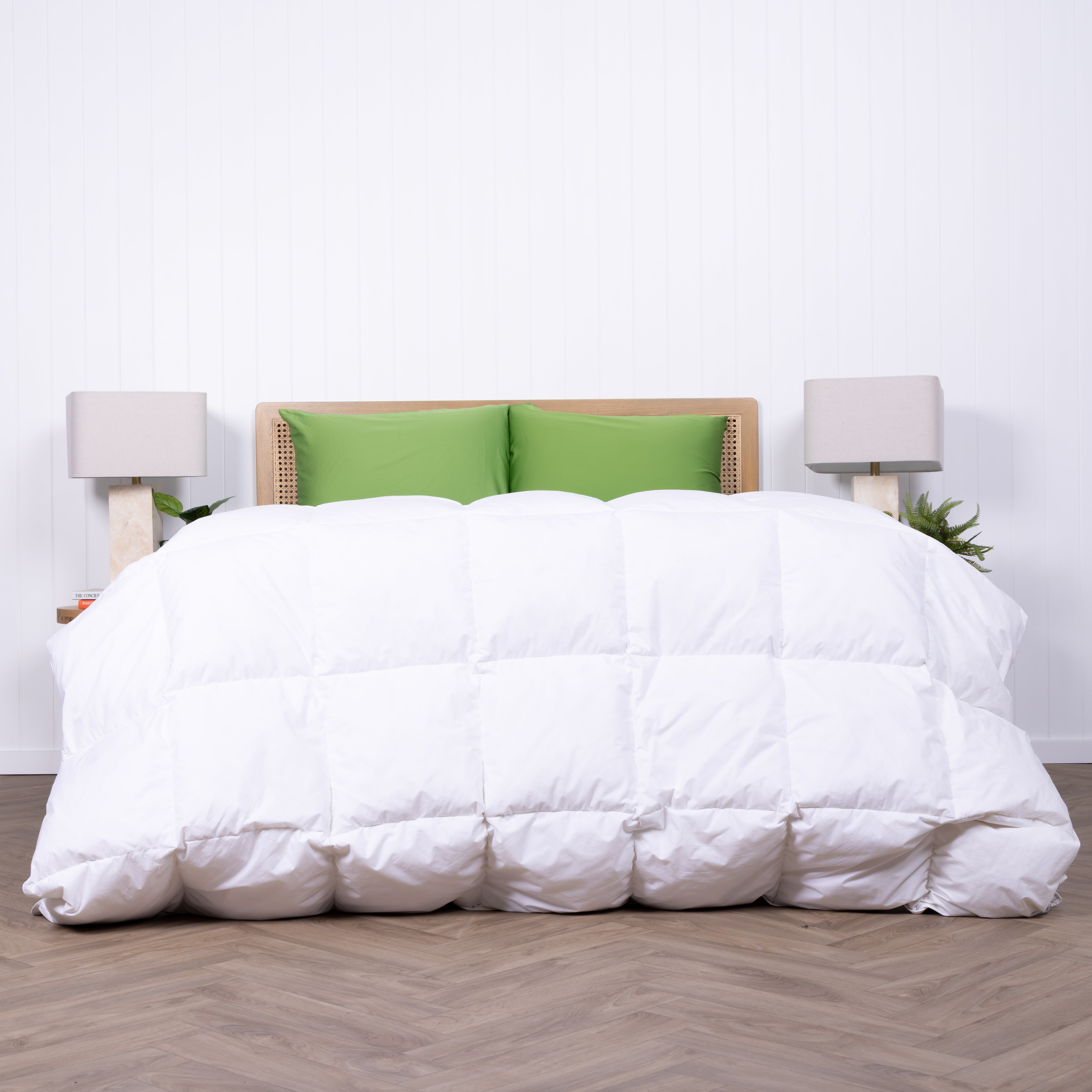 Luxury  Midweight Quilt