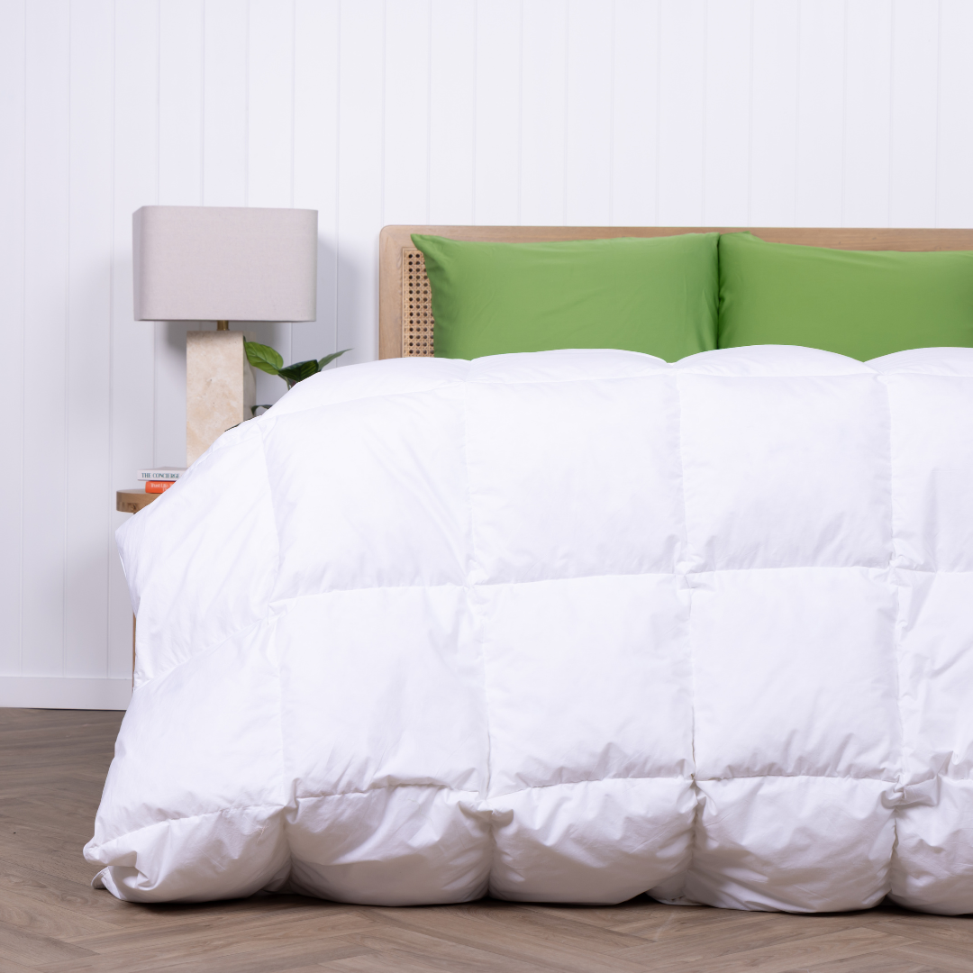 Luxury  Midweight Quilt