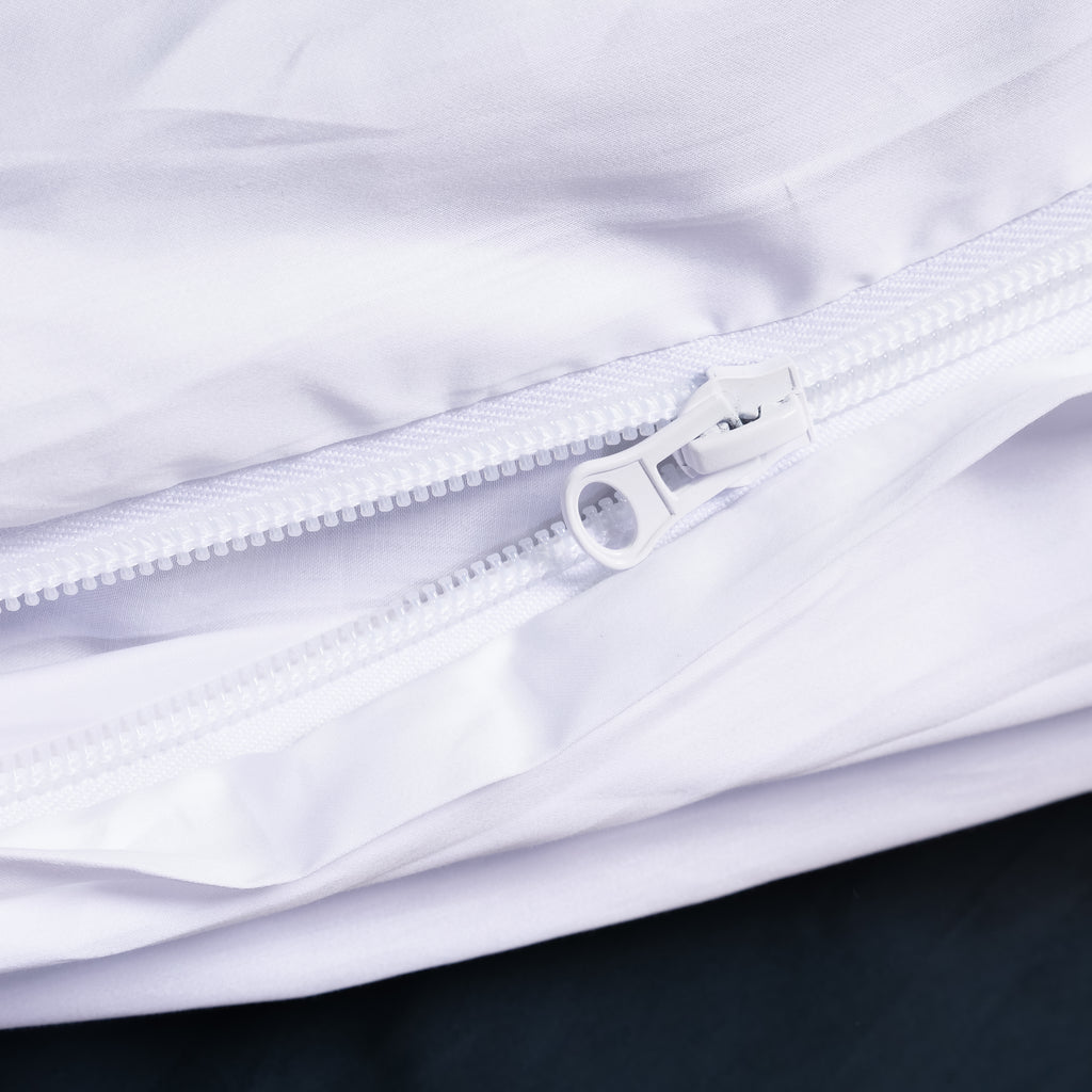 Whitehaven quilt cover zipper.