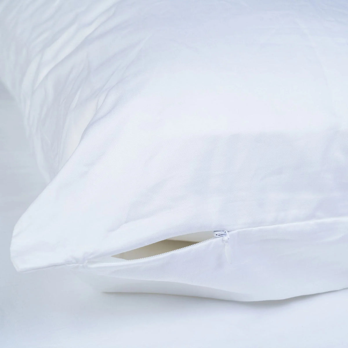 Invisible Zip Pillowcase - The Lad Collective